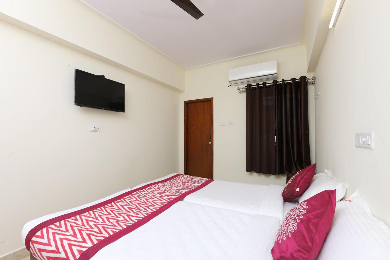 Oyo 11433 Kishore Inn Chennai Extérieur photo